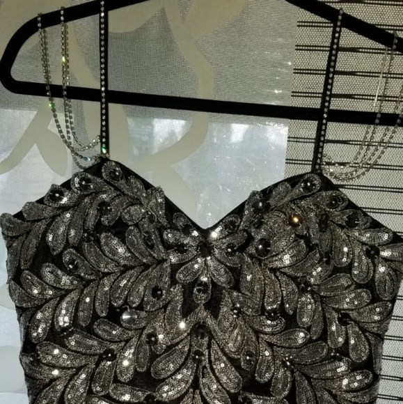 MNM couture fancy evening /prom dress - Picture 3 of 7